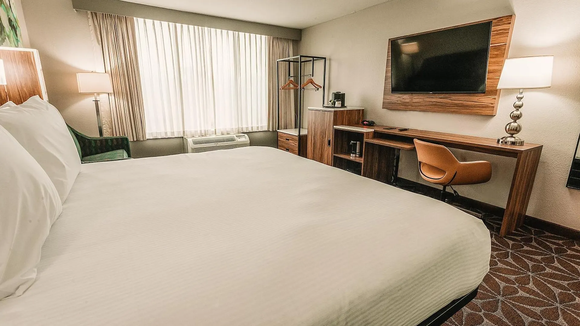 Hotel Wyndham Garden Williamsburg Busch Gardens Area